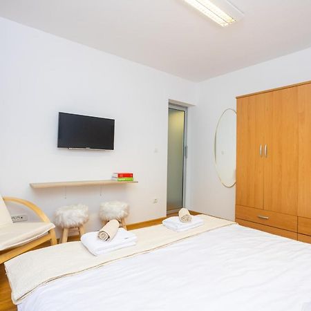 Bella Vista - Cozy Apartments With Easy Check-In And Free Parking Split Exteriör bild