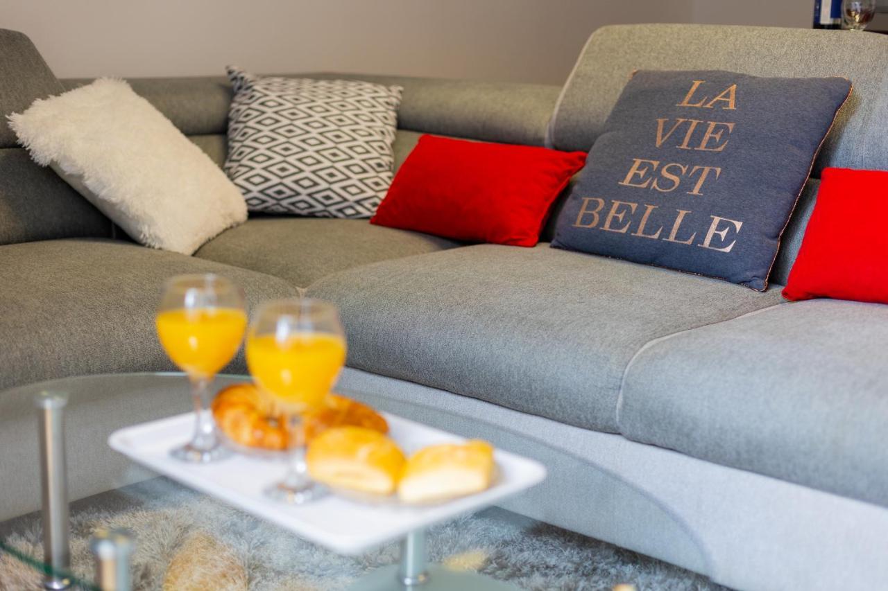 Bella Vista - Cozy Apartments With Easy Check-In And Free Parking Split Exteriör bild