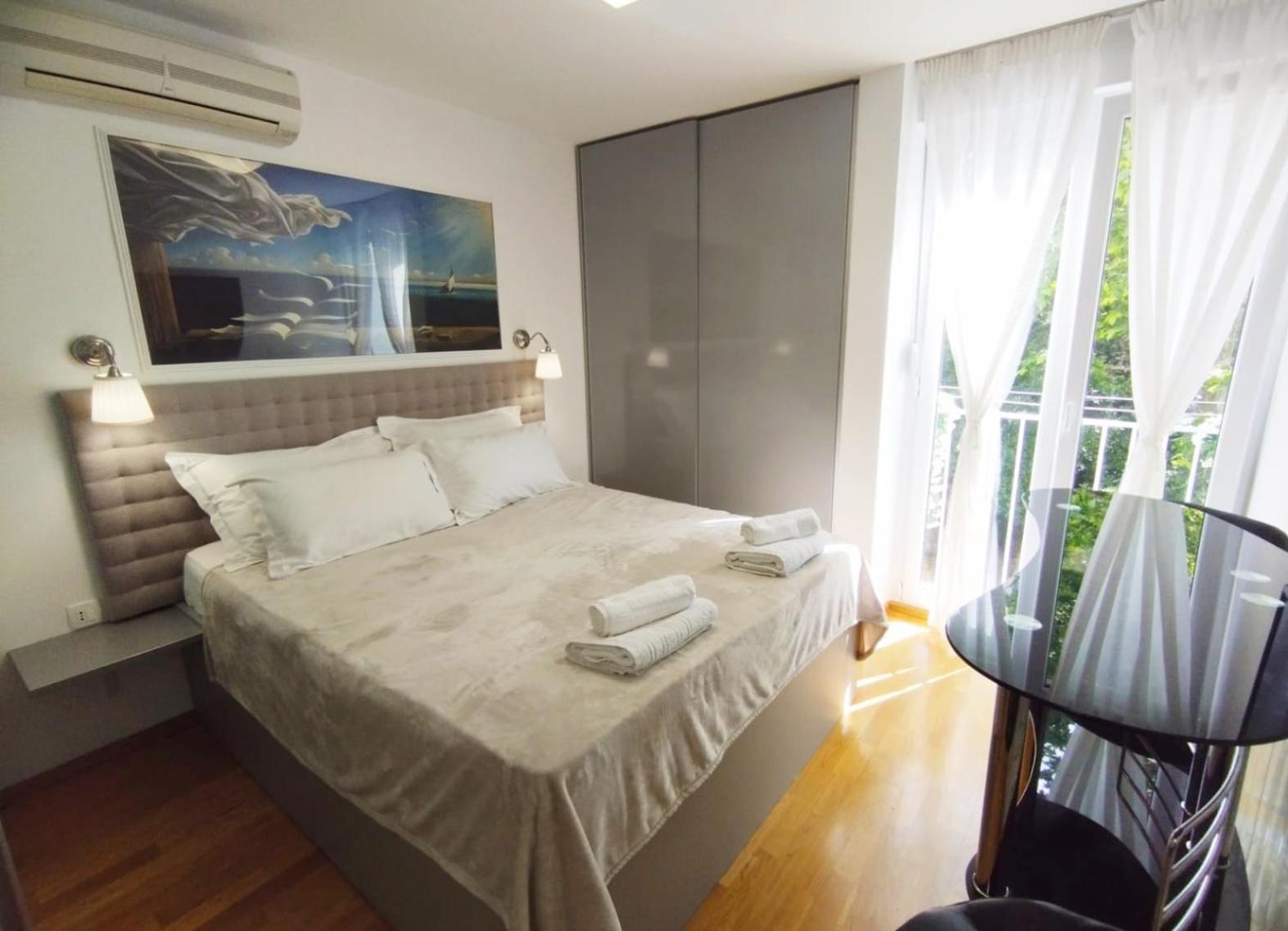 Bella Vista - Cozy Apartments With Easy Check-In And Free Parking Split Exteriör bild